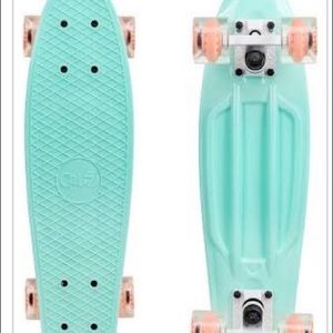 Cal 7 22” Plastic Pennyboard